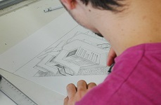 Estudante desenhando croqui – credito: Isaias Ferreira/Unicamp